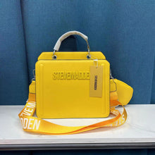 Load image into Gallery viewer, Steve Madden Crossbody Bag
