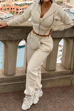 Load image into Gallery viewer, Jogger suit

