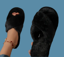 Load image into Gallery viewer, Fuzzy House Slippers
